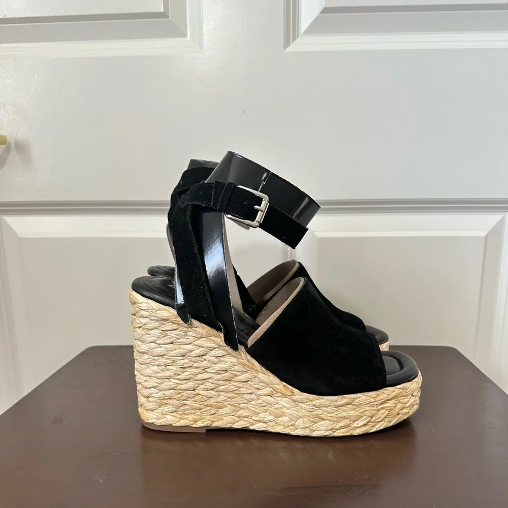 Marc Fisher Nelly Espadrille Ankle Strap Wedge Sandal in a size 9.5